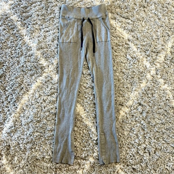 Lululemon Find Your Mantra Pant in Heathered Grey sz 6 - Picture 5 of 8
